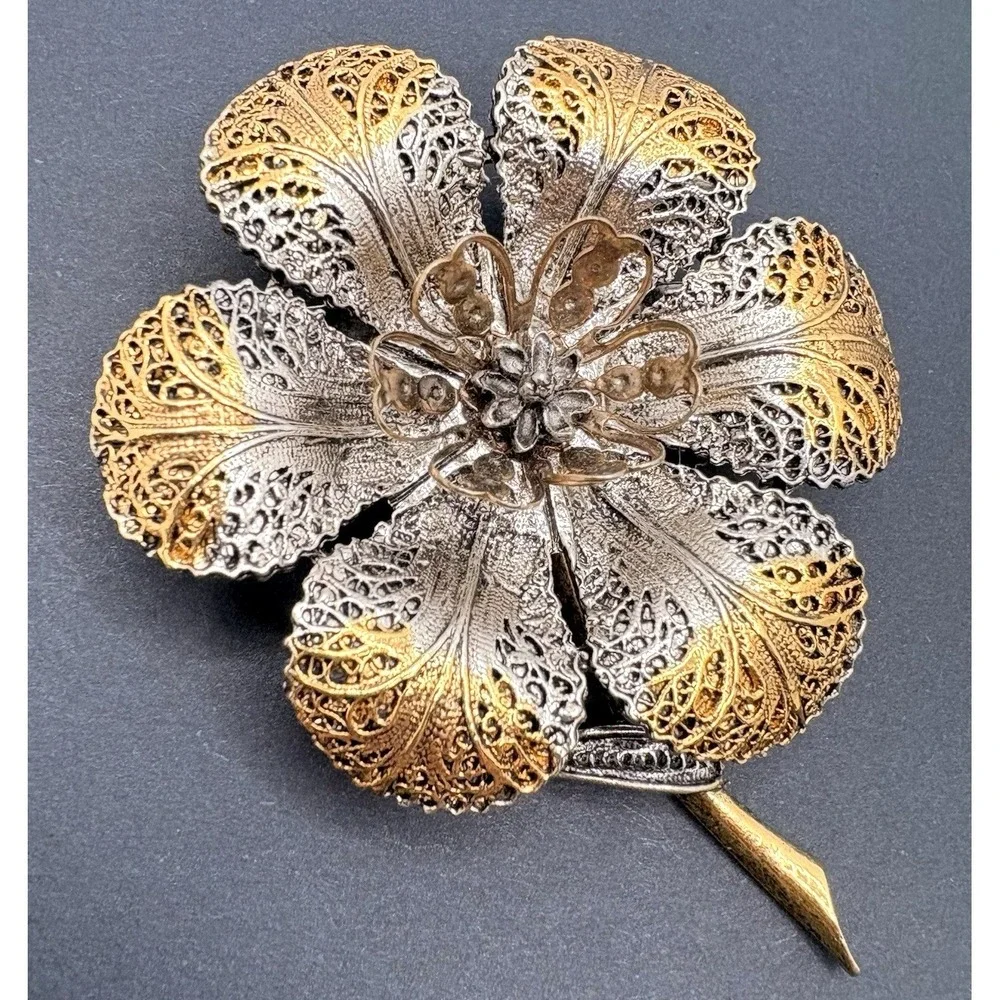 Vintage‎ ART Arthur Pepper Flower Textured Two Toned Silver & Gold Tone Brooch